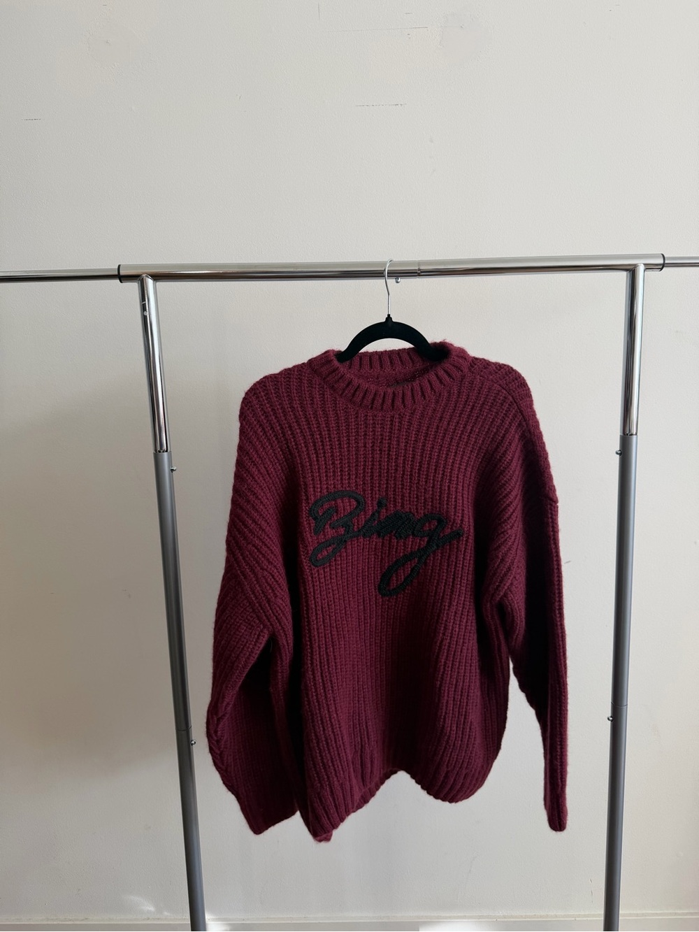 Anine BingWomen’s Burgundy Ribbed Crewneck Sweater with Script Detail